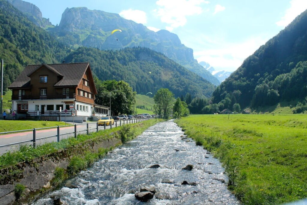 Discover Switzerland's Hidden Gems with Express Transfers