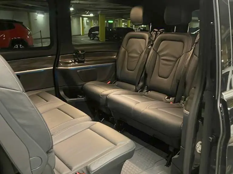 City zurich transportation, limousine services zurich, transfer to zurich